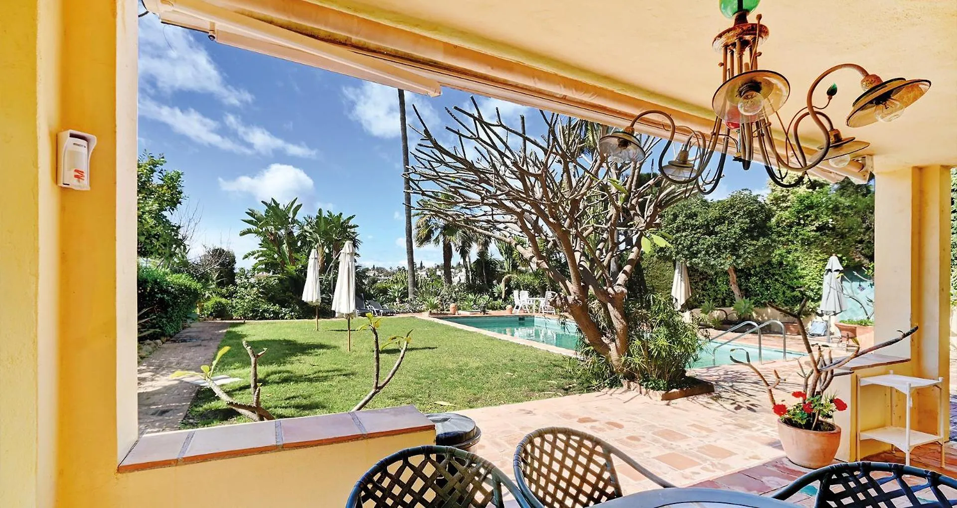 Apartment In Elegant Villa With Pool In Marbella Spain